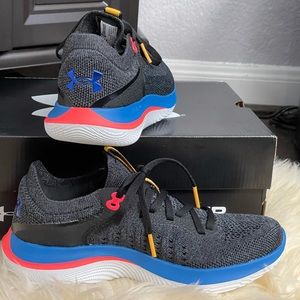 Under Armour Women’s Running Map My Run Download available Never Worn in Box